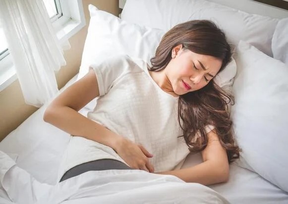 Bụng bầu 1 tháng bị đau