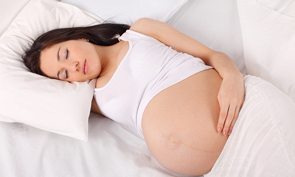 kho-ngu-tuan-34 Khi mang thai 34 tuần mẹ có thể cảm thấy khó ngủ vào buổi tối