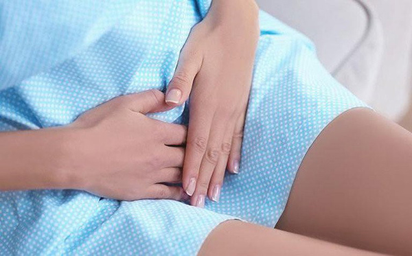 Phân biệt viêm cổ tử cung và viêm lộ tuyến
